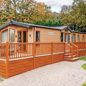 Cheddar Woods Resort And Spa